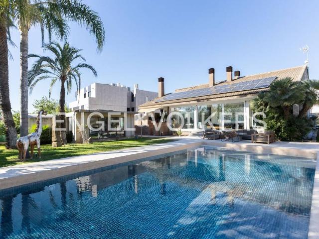 Casa chalet en Venta en Casas Verdes