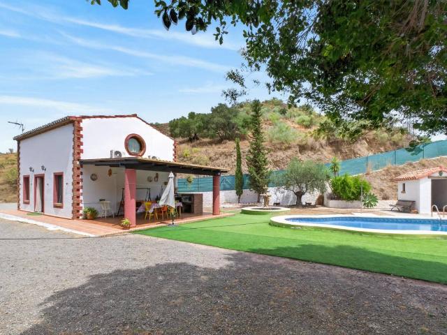 Casa chalet en Venta en Casarabonela