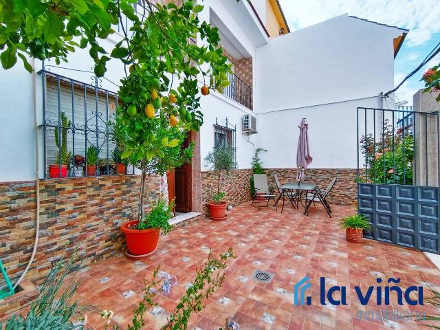 Casa chalet en Venta en Casariche