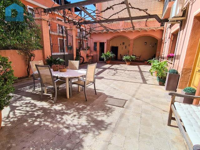Casa chalet en Venta en Casc Antic