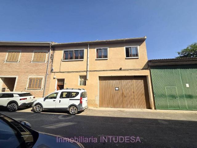 Casa chalet en Venta en Cascante