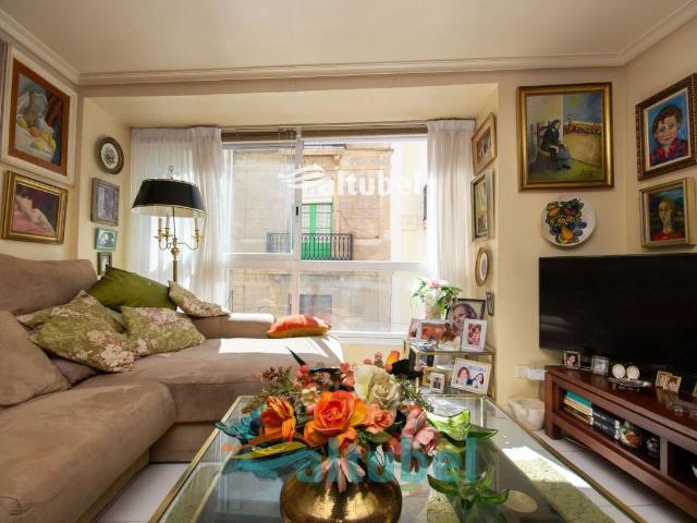 Casa chalet en Venta en Casco Urbano