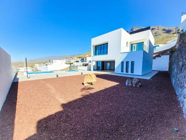 Casa chalet en Venta en Casco Urbano