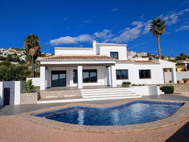 Casa chalet en Venta en Casco Urbano