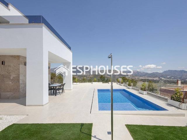 Casa chalet en Venta en Casco urbano