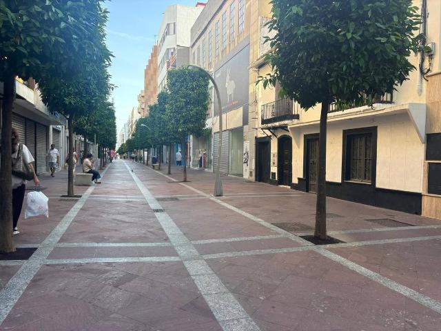 Casa chalet en Venta en Casco Antiguo