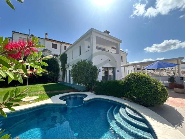 Casa chalet en Venta en Casco Histórico