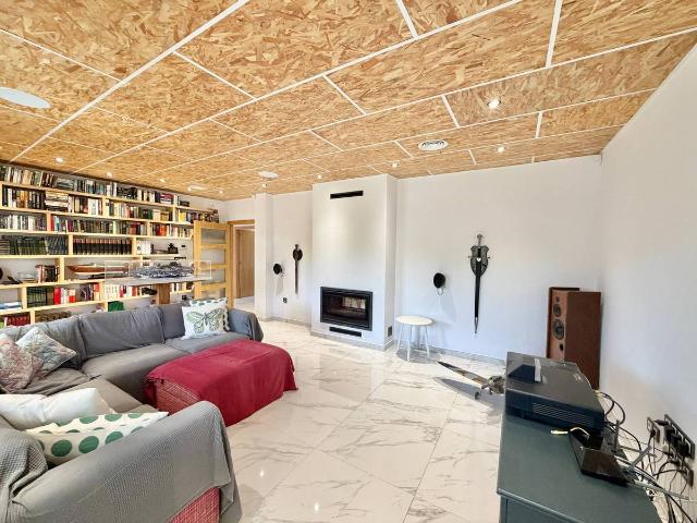 Casa chalet en Venta en Catral