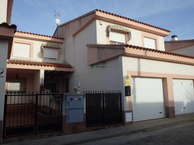 Casa Chalet en Venta en Cazalegas Toledo