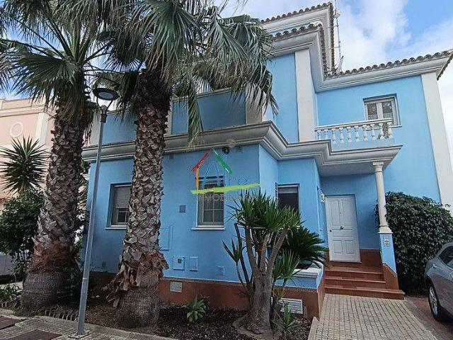 Casa chalet en Venta en Caño Guerrero