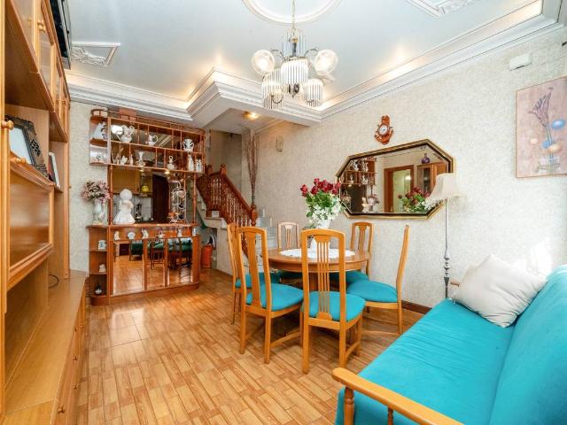 Casa chalet en Venta en Centro