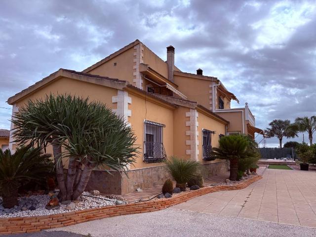 Casa chalet en Venta en Centro