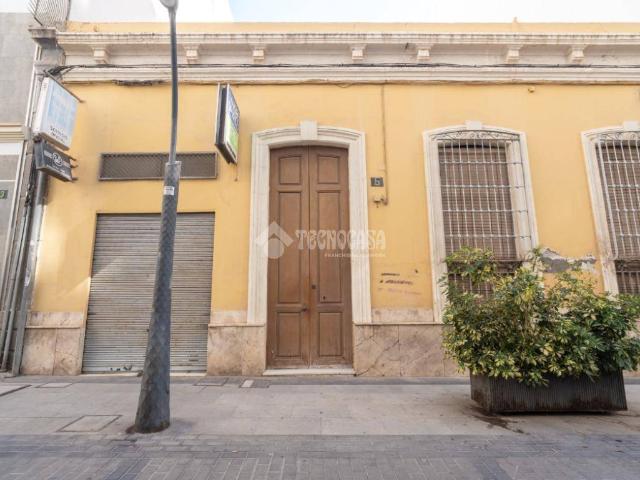 Casa chalet en Venta en Centro