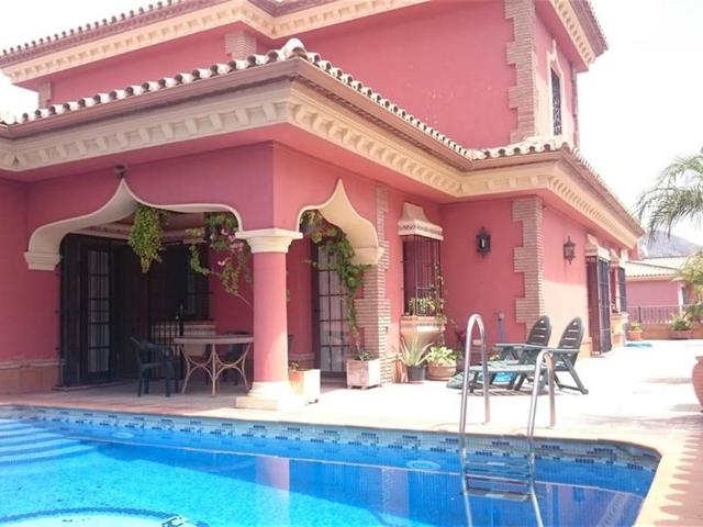 Casa chalet en Venta en Centro