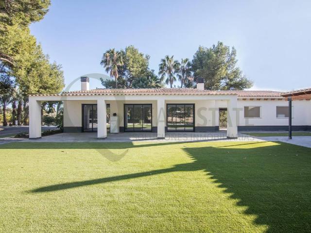 Casa chalet en Venta en Centro