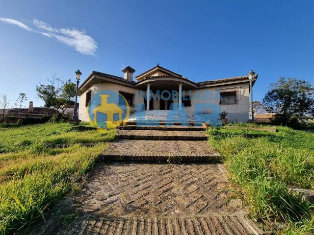 Casa chalet en Venta en Centro Torre de la Higuera