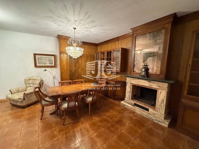 Casa chalet en Venta en Centre
