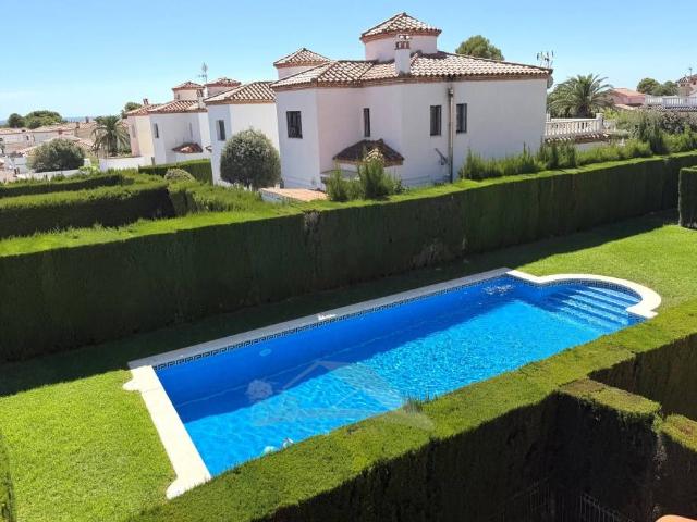 Casa chalet en Venta en Centre