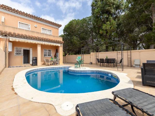 Casa chalet en Venta en Centre