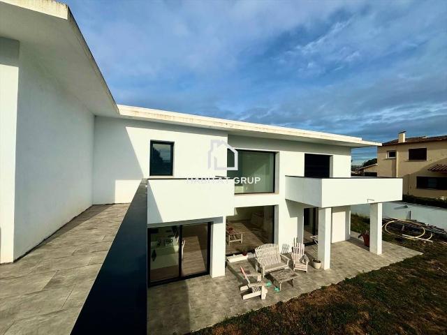 Casa chalet en Venta en Centre