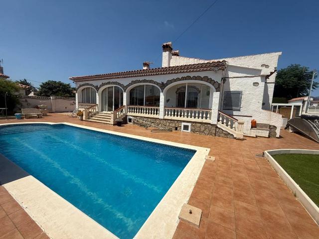 Casa chalet en Venta en Centre