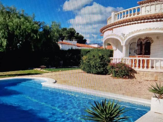 Casa chalet en Venta en Centre