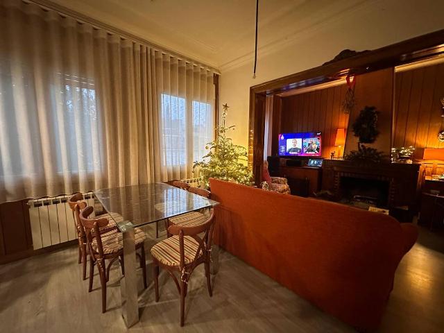 Casa chalet en Venta en Centre