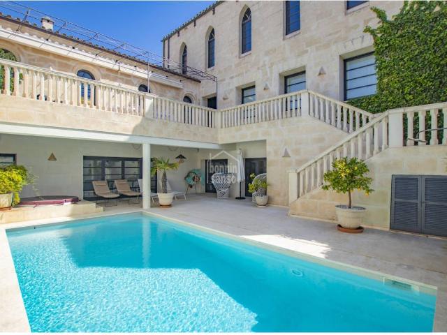 Casa chalet en Venta en Centre Històric