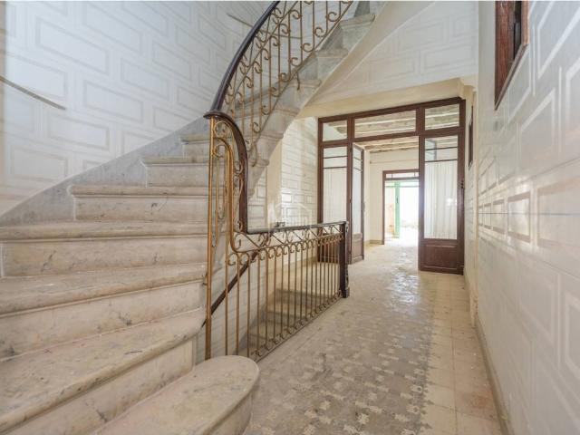 Casa chalet en Venta en Centre Històric
