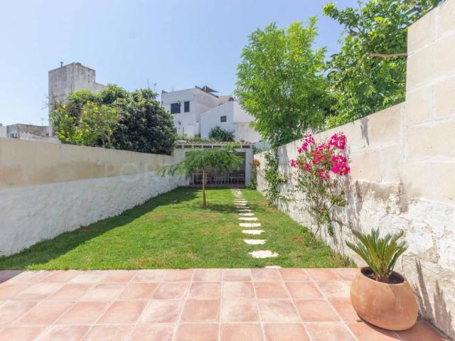 Casa chalet en Venta en Centre Històric