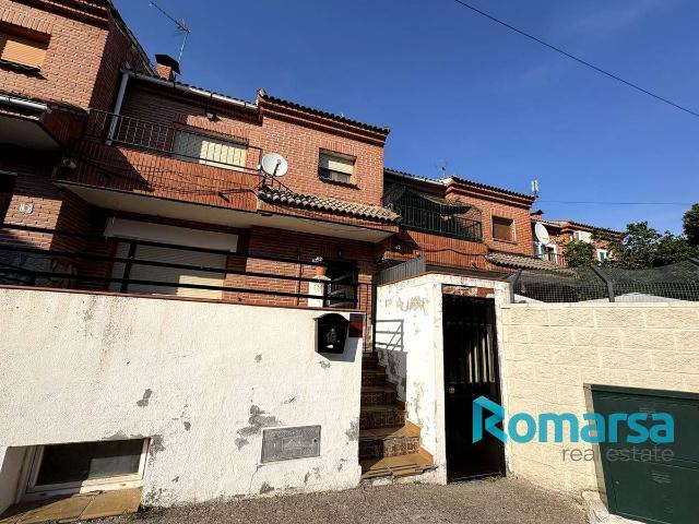 Casa adosada en Venta en Cebreros