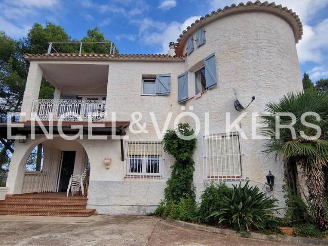 Casa chalet en Venta en Cervelló