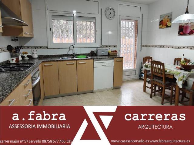 Casa chalet en Venta en Cervelló