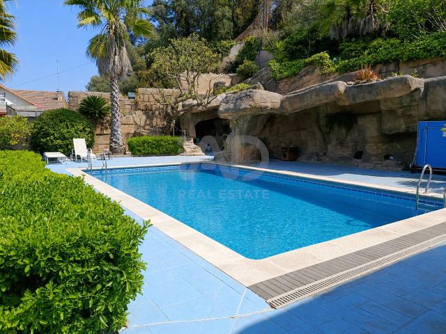 Casa chalet en Venta en Cervelló