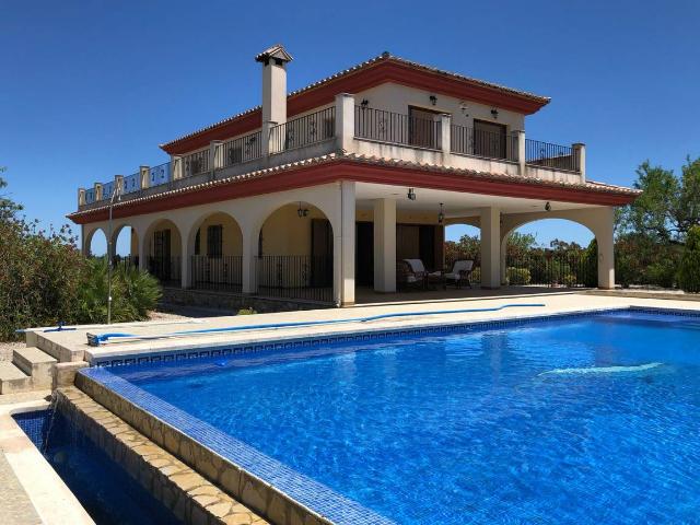 Casa chalet en Venta en Cervera del Maestre