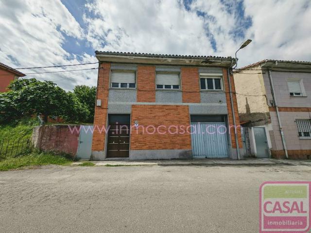 Casa chalet en Venta en Cerdeño El Palais Mercadín
