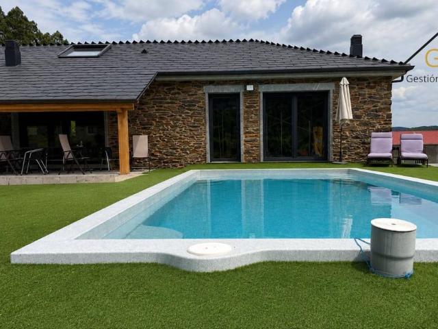 Casa chalet en Venta en Cerdido