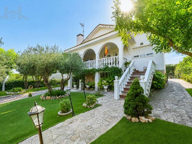 Casa chalet en Venta en Cerro Alarcón