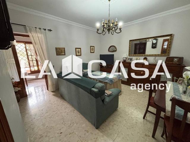 Casa chalet en Venta en Cerros de Montequinto