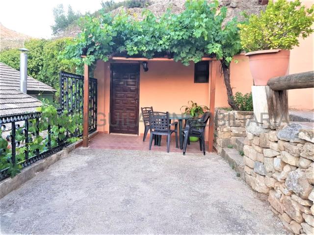 Casa chalet en Venta en Chulilla