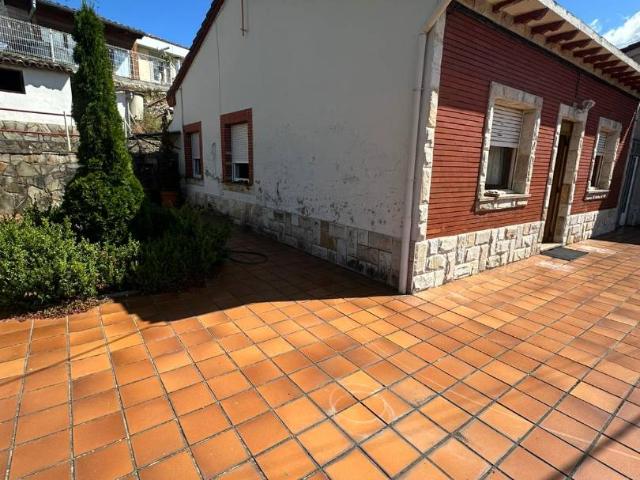 Casa chalet en Venta en Ciaño Zona Rural