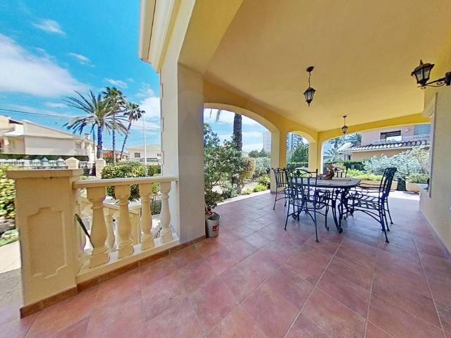 Casa chalet en Venta en Ciutat Jardí Torreta Verdí