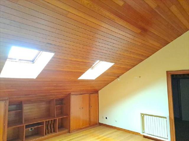 Casa chalet en Venta en Comesaña Matamá