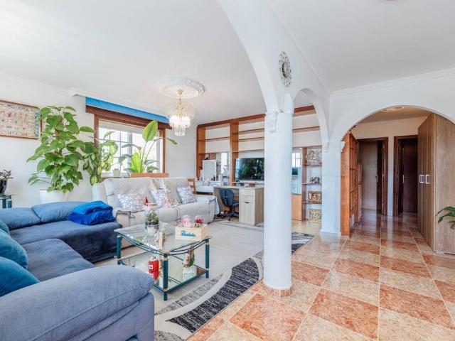 Casa chalet en Venta en Comesaña Matamá
