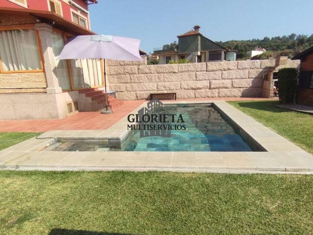 Casa chalet en Venta en Comesaña Matamá