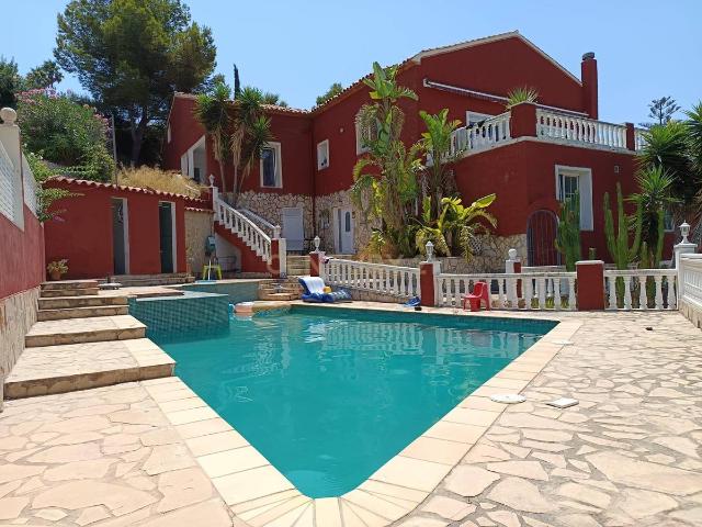 Casa chalet en Venta en Cometa