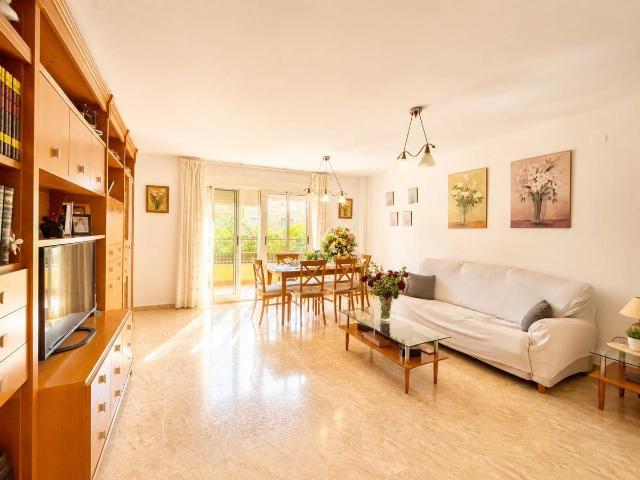 Casa chalet en Venta en Cobatillas
