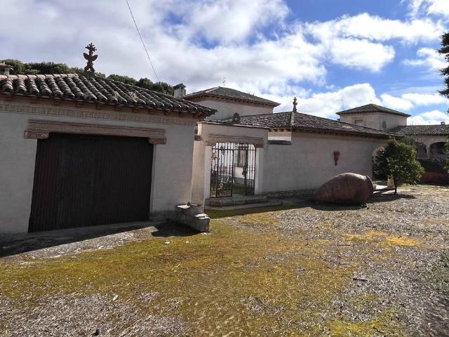Casa chalet en Venta en Cobisa