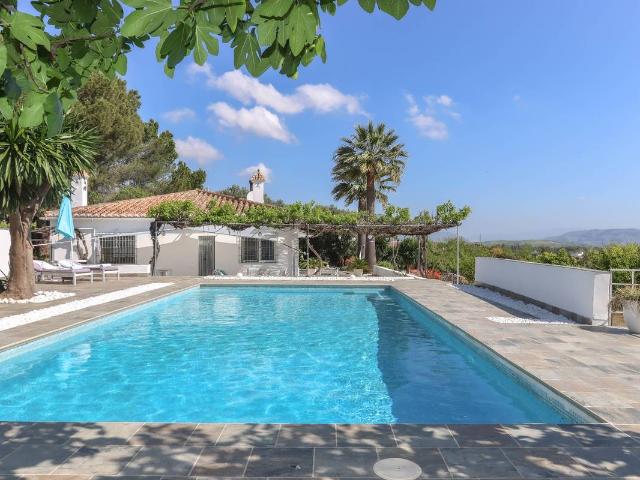 Casa chalet en Venta en Coín