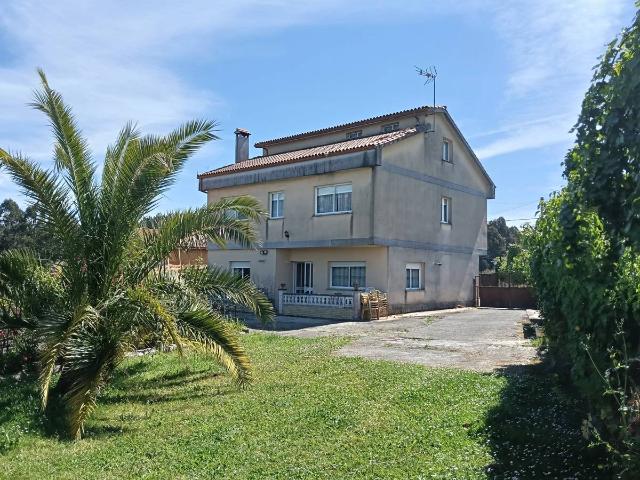Casa chalet en Venta en Coirós